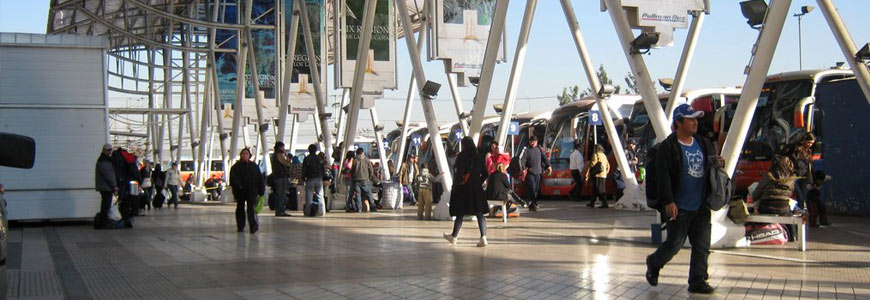 Plan Especial de transporte por Semana Santa:  Metro y buses aumentarán su oferta hacia los terminales